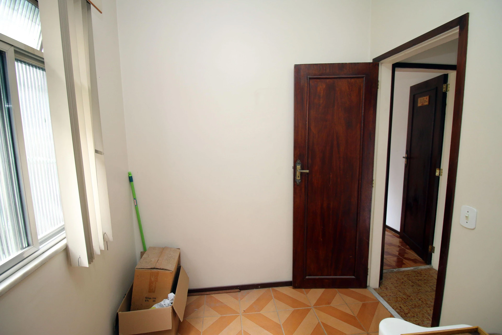 Casa mobiliada com 4 quartos e jardim privativo — photo 49