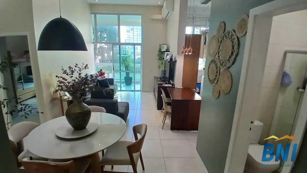 Apartamento de 2 quartos com cozinha integrada e varanda — photo 6