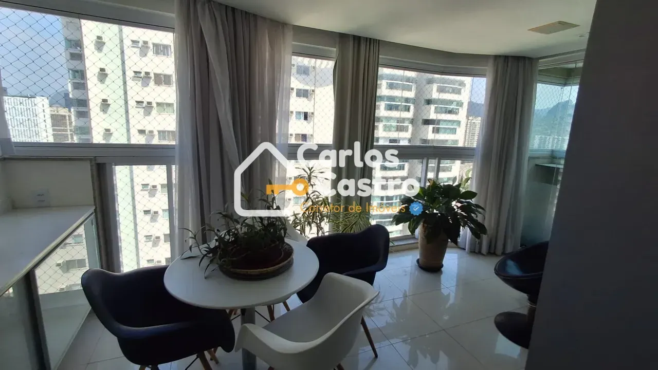 Apartment on the 12th floor with a glass-enclosed balcony — photo 13