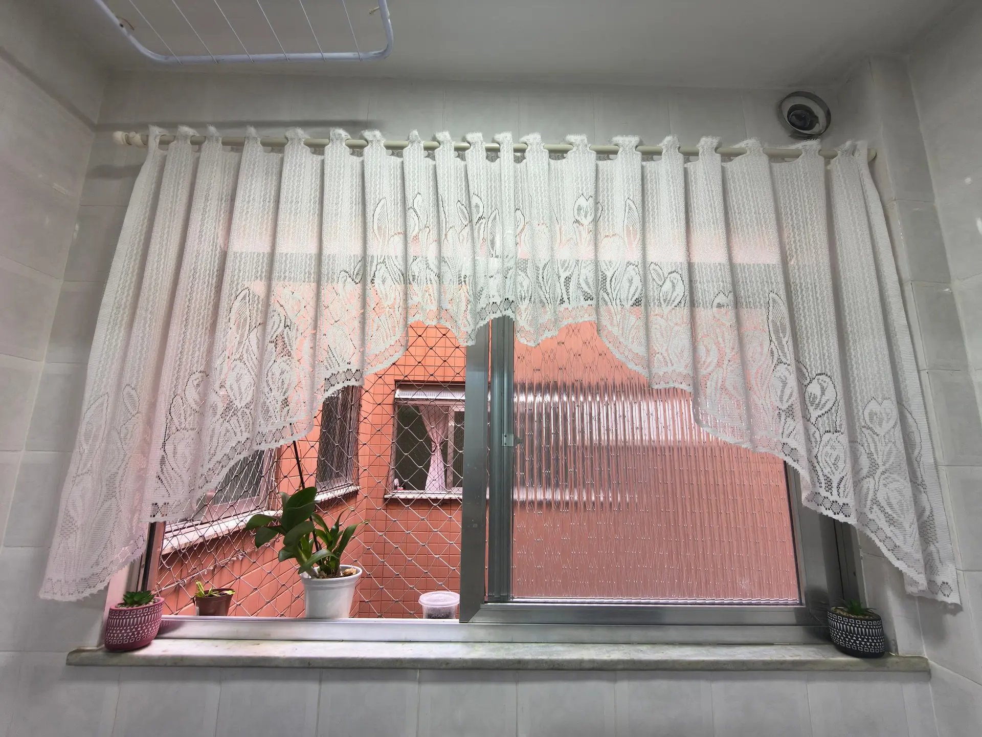 Apartamento amueblado con 3 dormitorios y balcón — photo 44