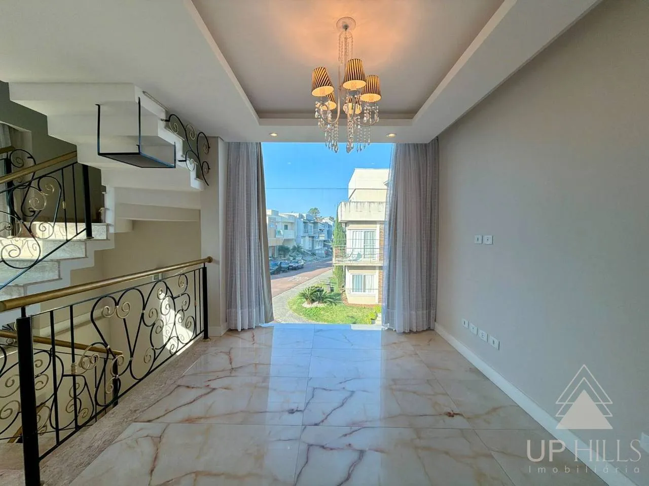 Casa com 3 suítes e cozinha aberta com fogão a gás — photo 33