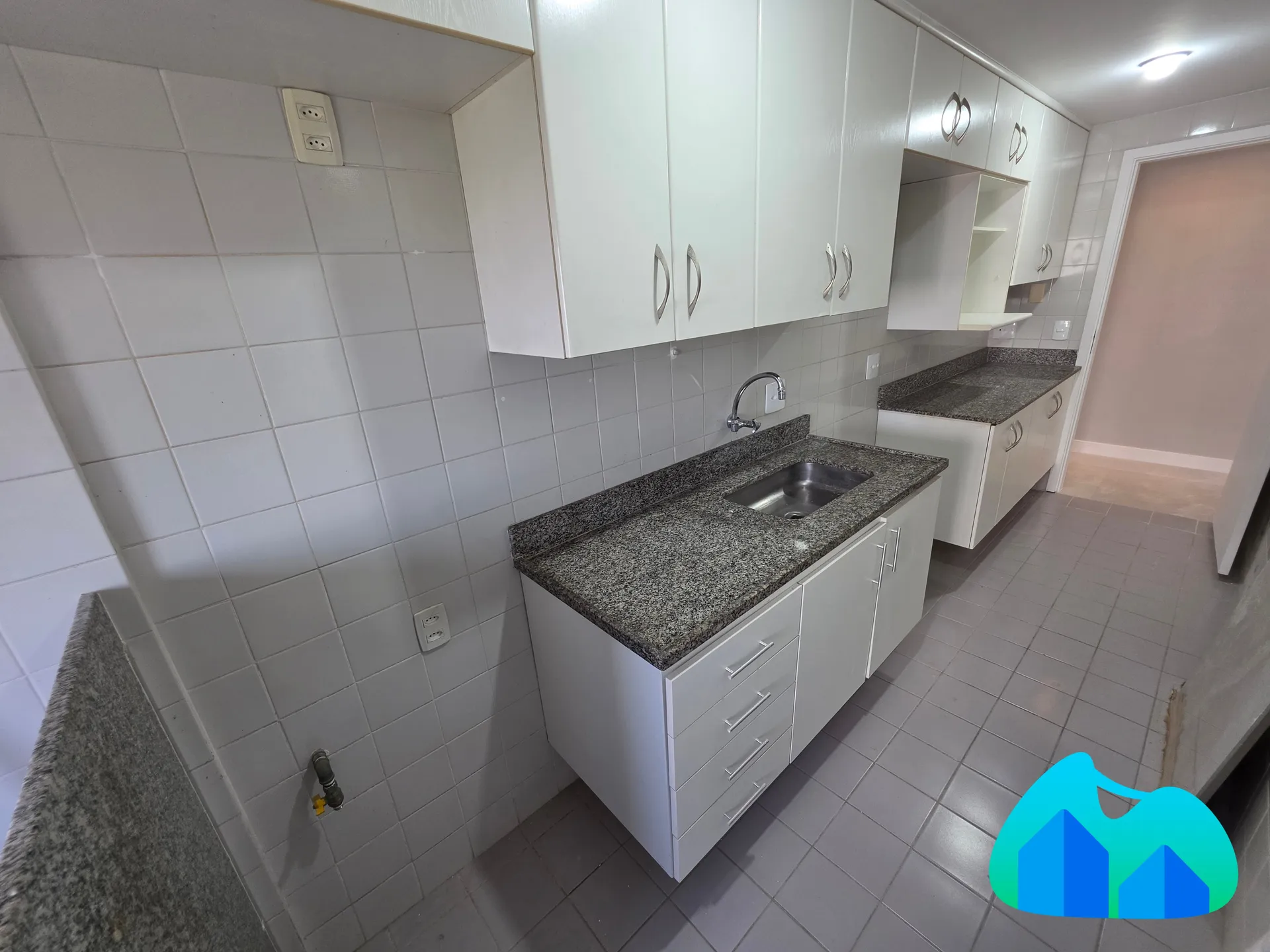 71 m² apartment with a mountain view and a private BBQ — photo 9