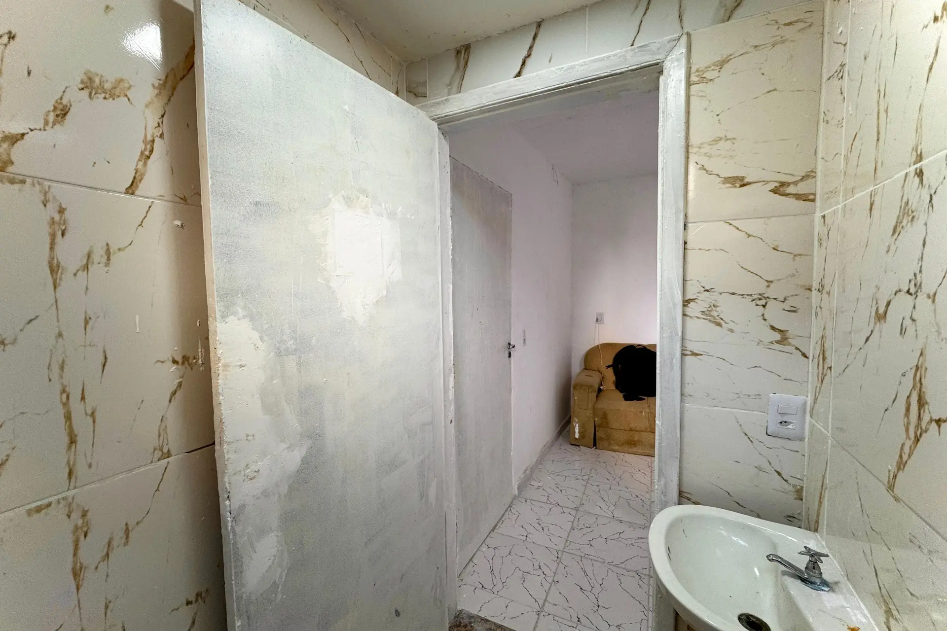 1-bedroom apartment with no parking space included — photo 10