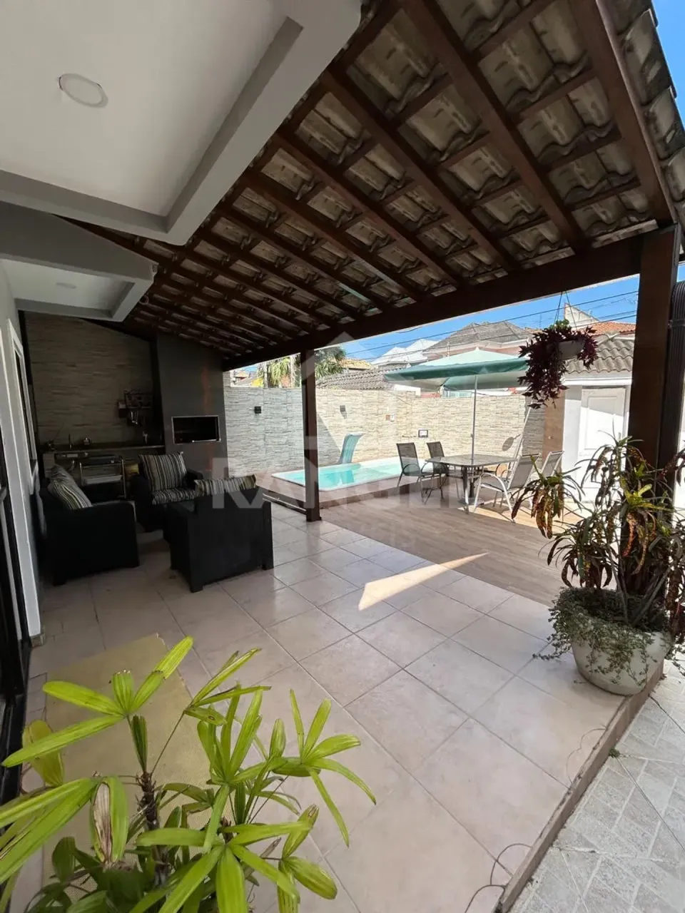 Furnished house with 3 bedrooms and 3 bathrooms — photo 4