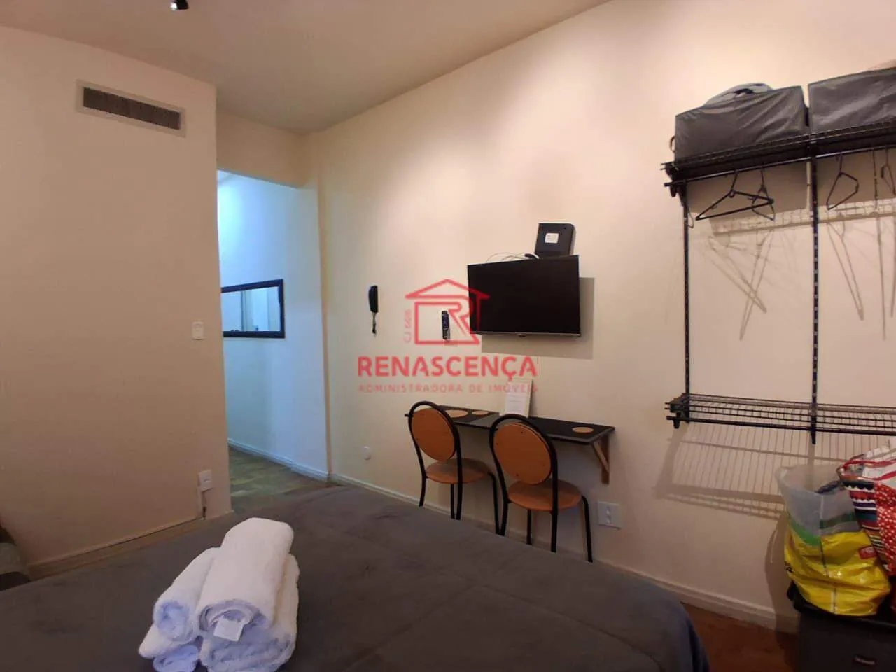 Studio on the 2nd floor with a home office — photo 10