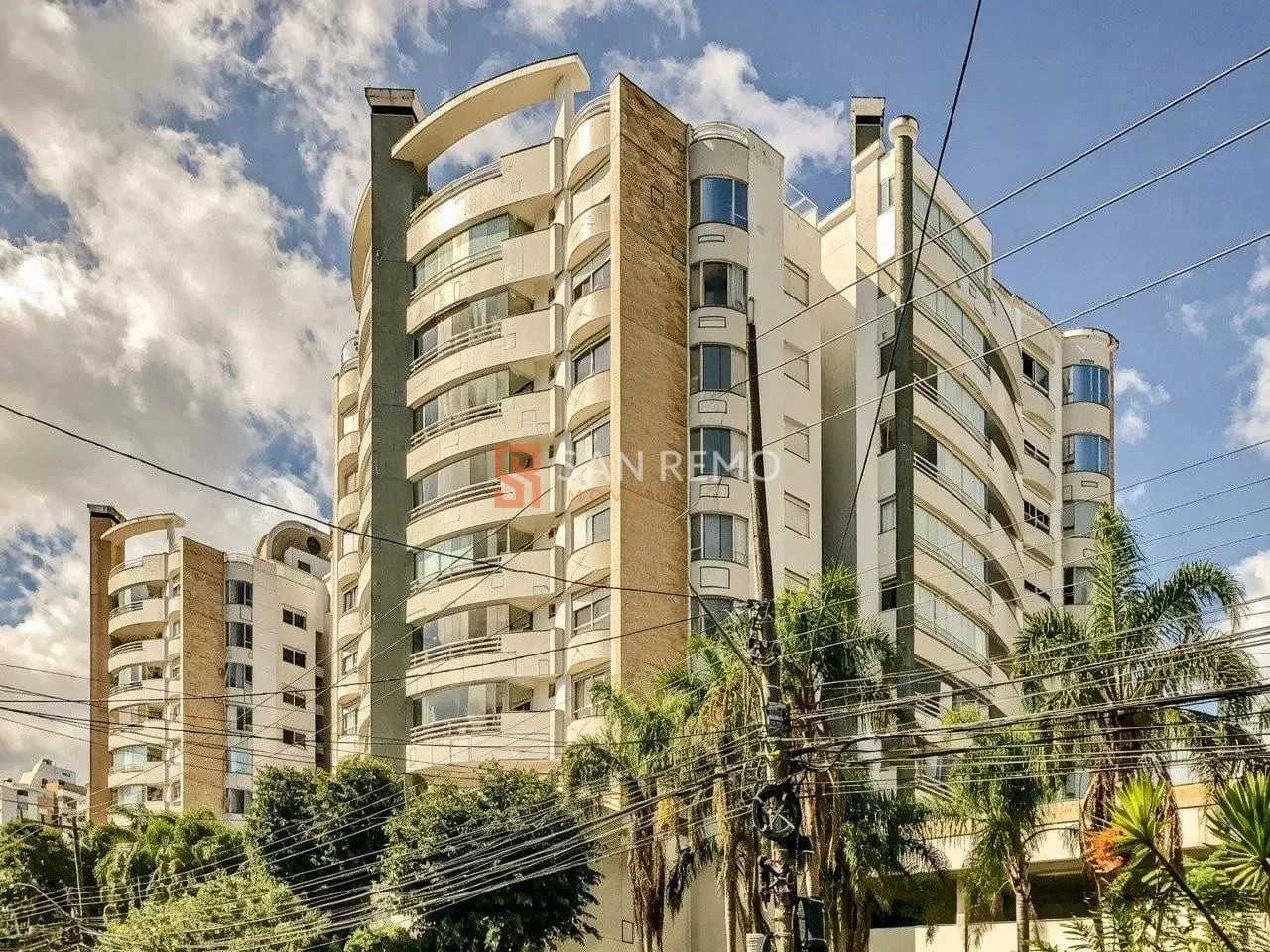 Furnished apartment, 160 m², with a grill on the balcony — photo 8