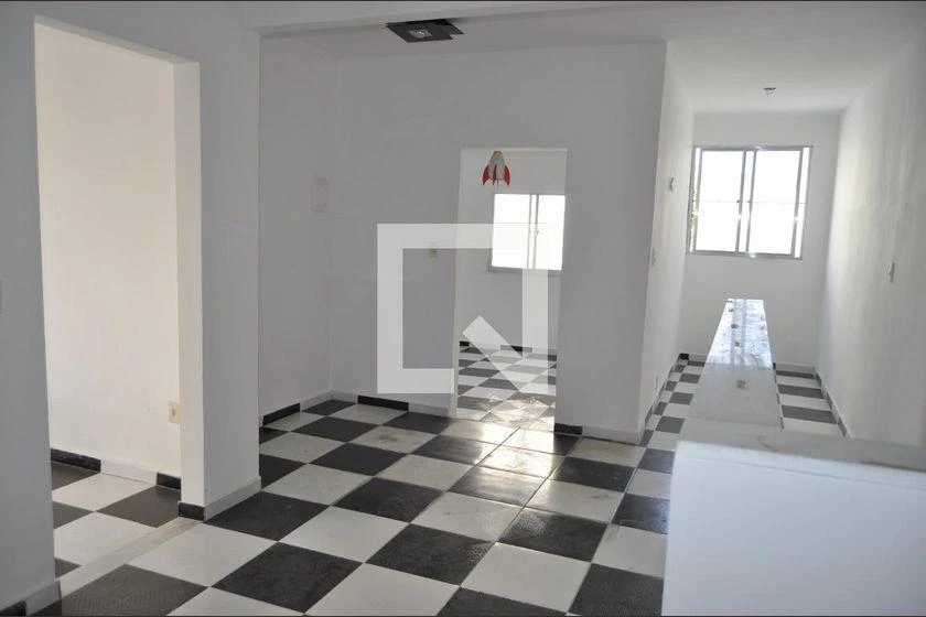 Rental house with a suite and 6 bedrooms — photo 37