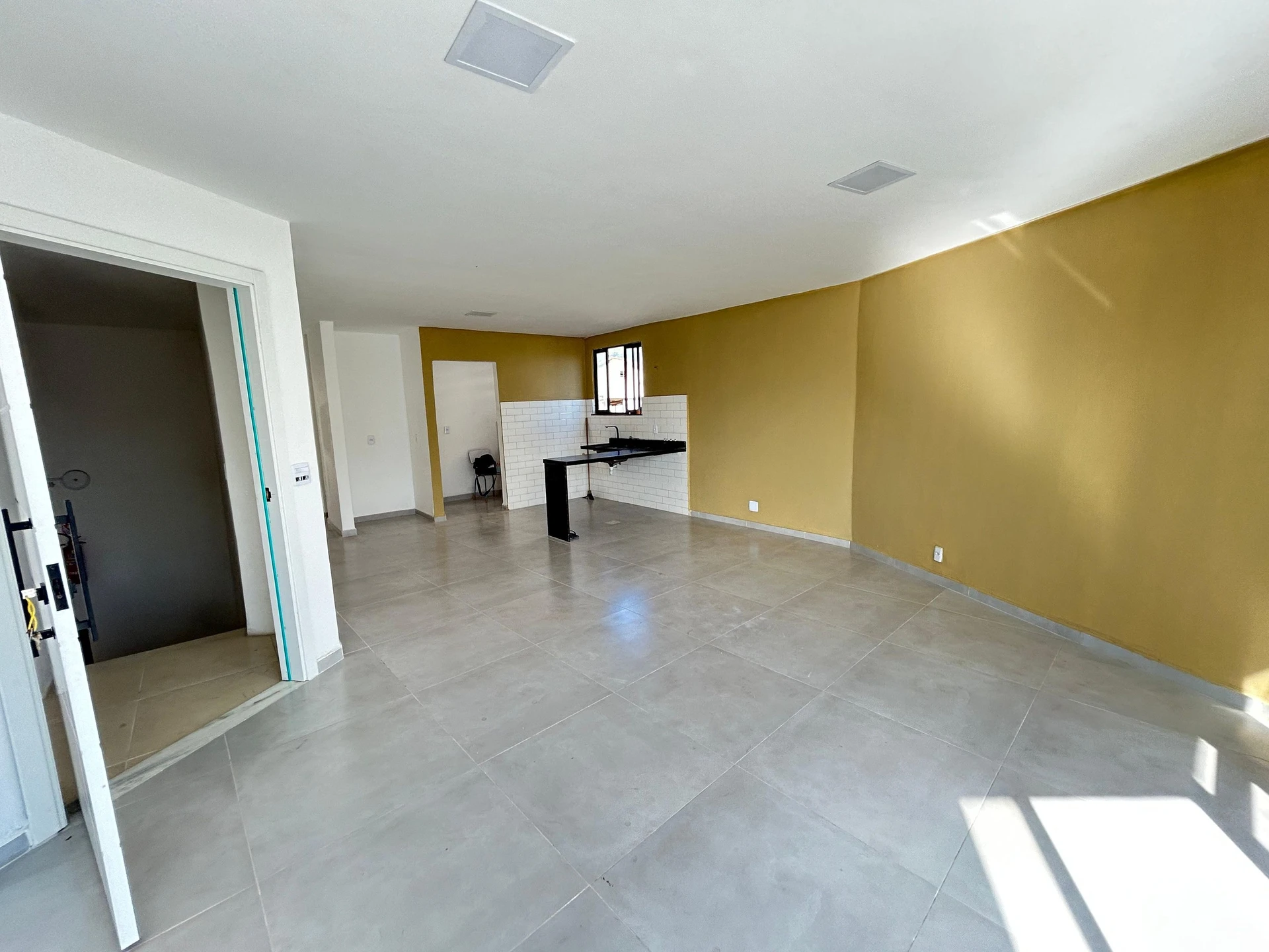 Apartment with 2 bedrooms and 1 suite, open kitchen — photo 33