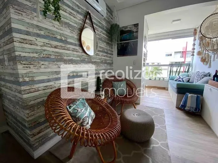 Furnished 2-bedroom apartment with private garden — photo 7