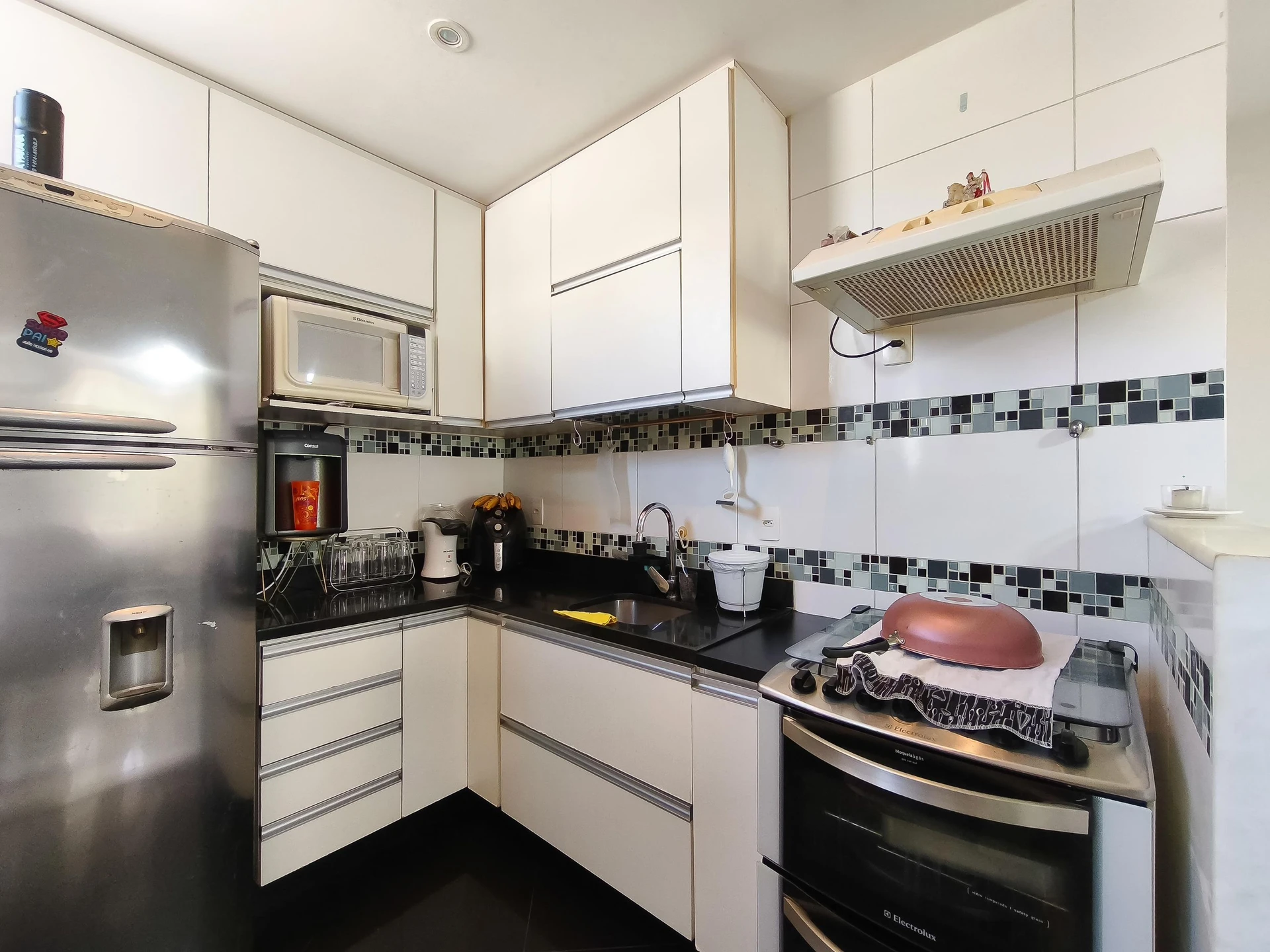 3-bedroom apartment with a walk-in closet — photo 66