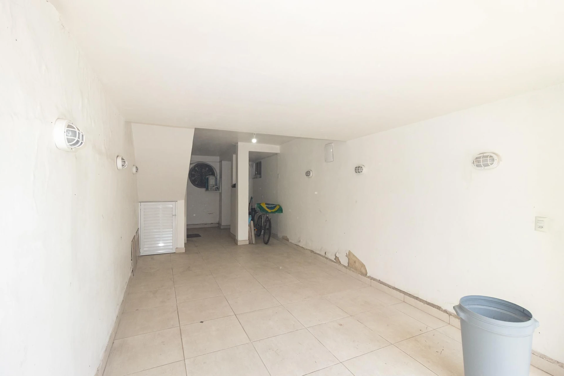 Casa de 100 m² com jardim e máquina de lavar — photo 10