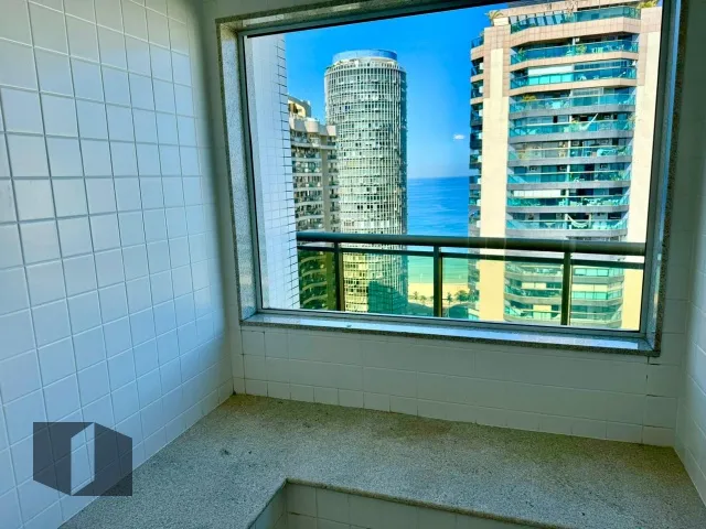 Furnished penthouse apartment with 5 bedrooms and 5 baths — photo 58