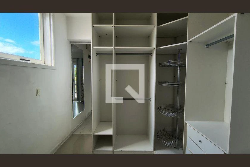 Condominium house with open-plan kitchen and 7 en-suites — photo 50