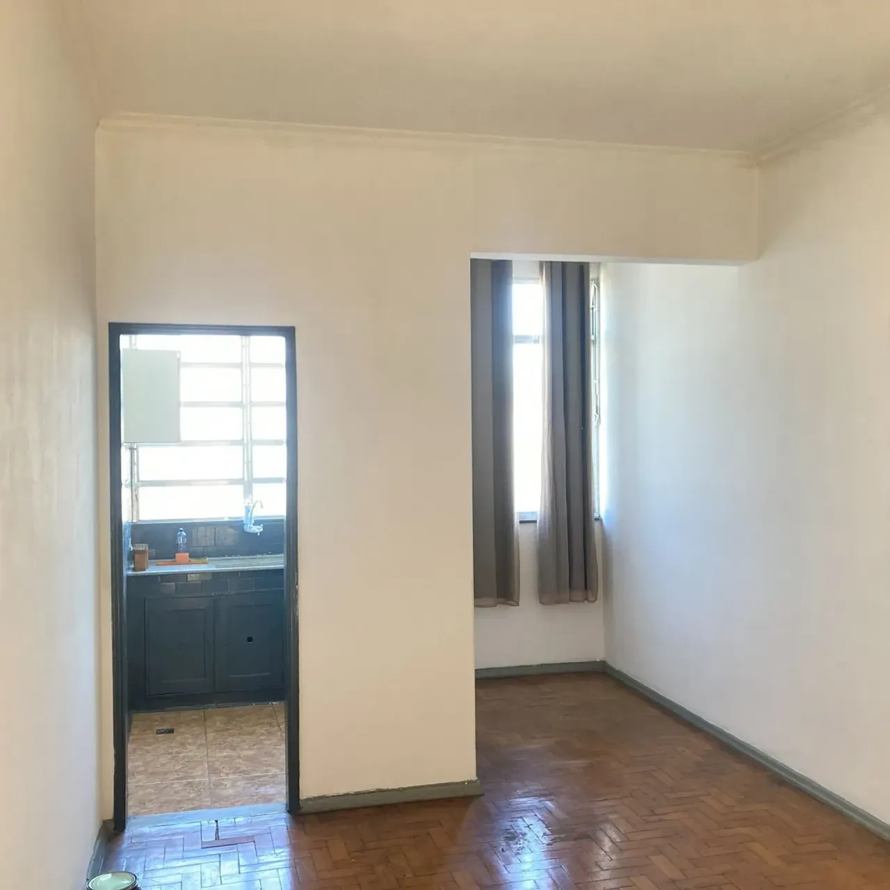 Studio with 1 bedroom and 1 bathroom, fitted kitchen