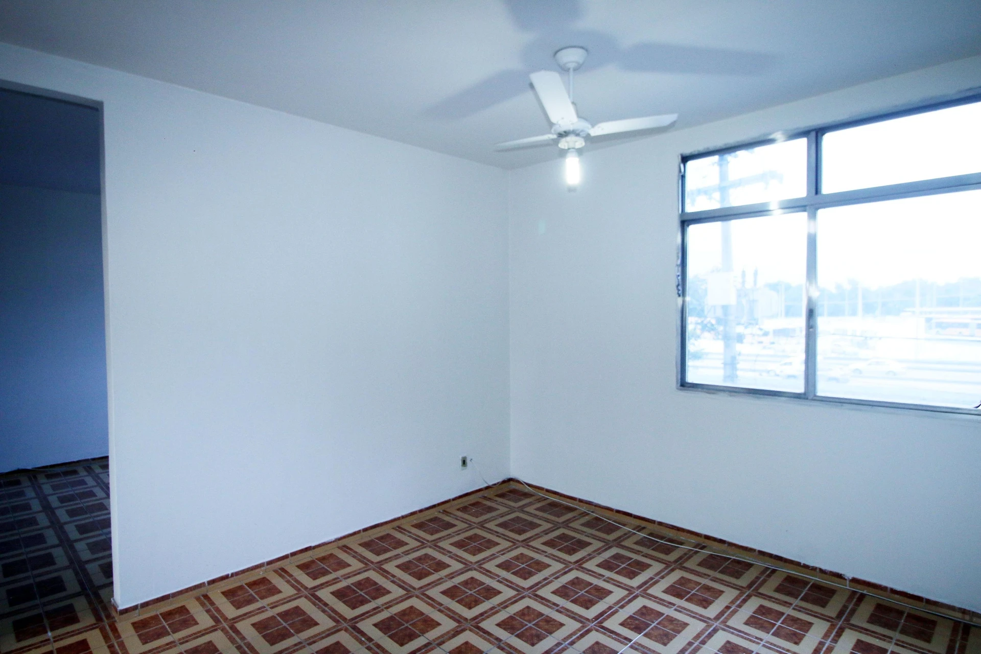 2-bedroom apartment in a building with a gym — photo 25