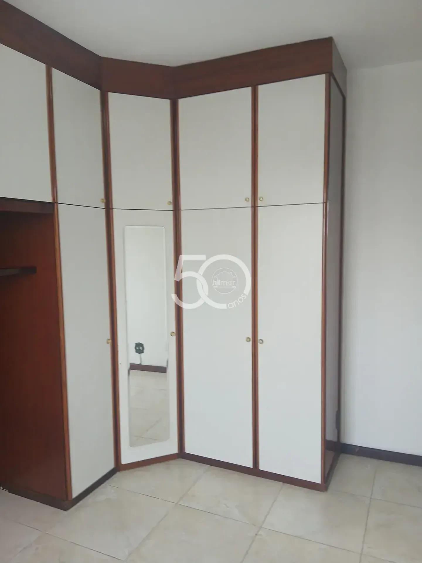 Apartamento de 2 quartos em condomínio com piscina — photo 17