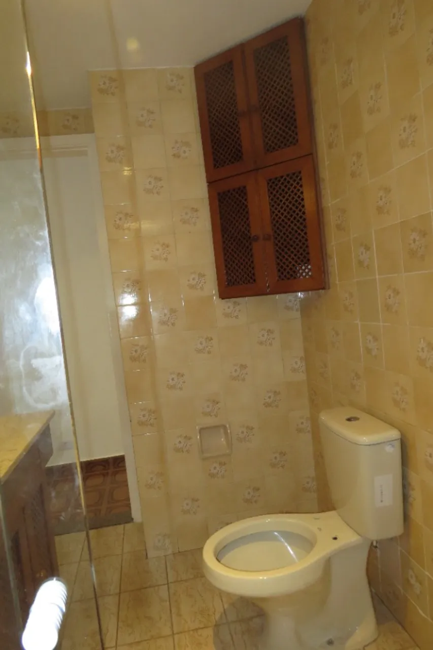 2-bedroom apartment with a mountain view — photo 6