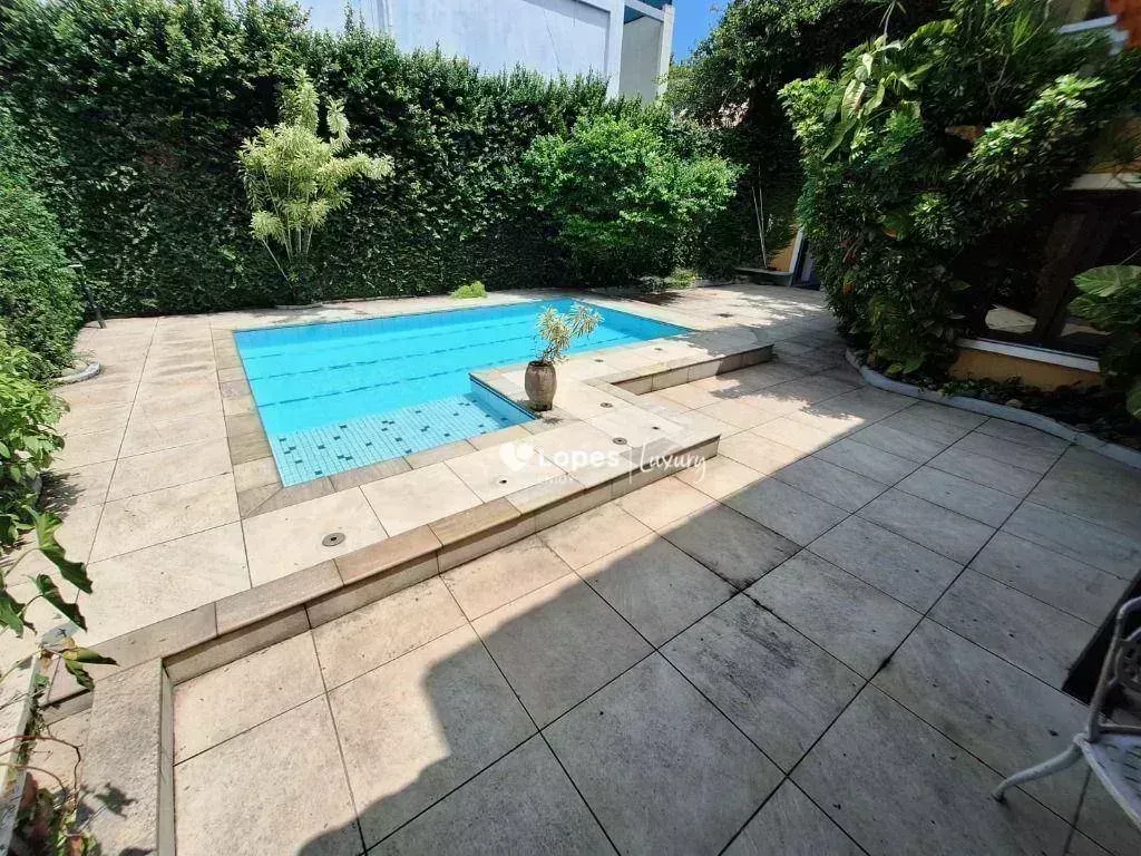 Casa com 6 quartos e 720 m² com piscina e sauna — photo 36