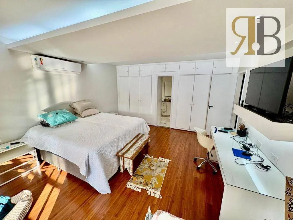 Furnished house with 5 bedrooms and 532 m² — photo 31