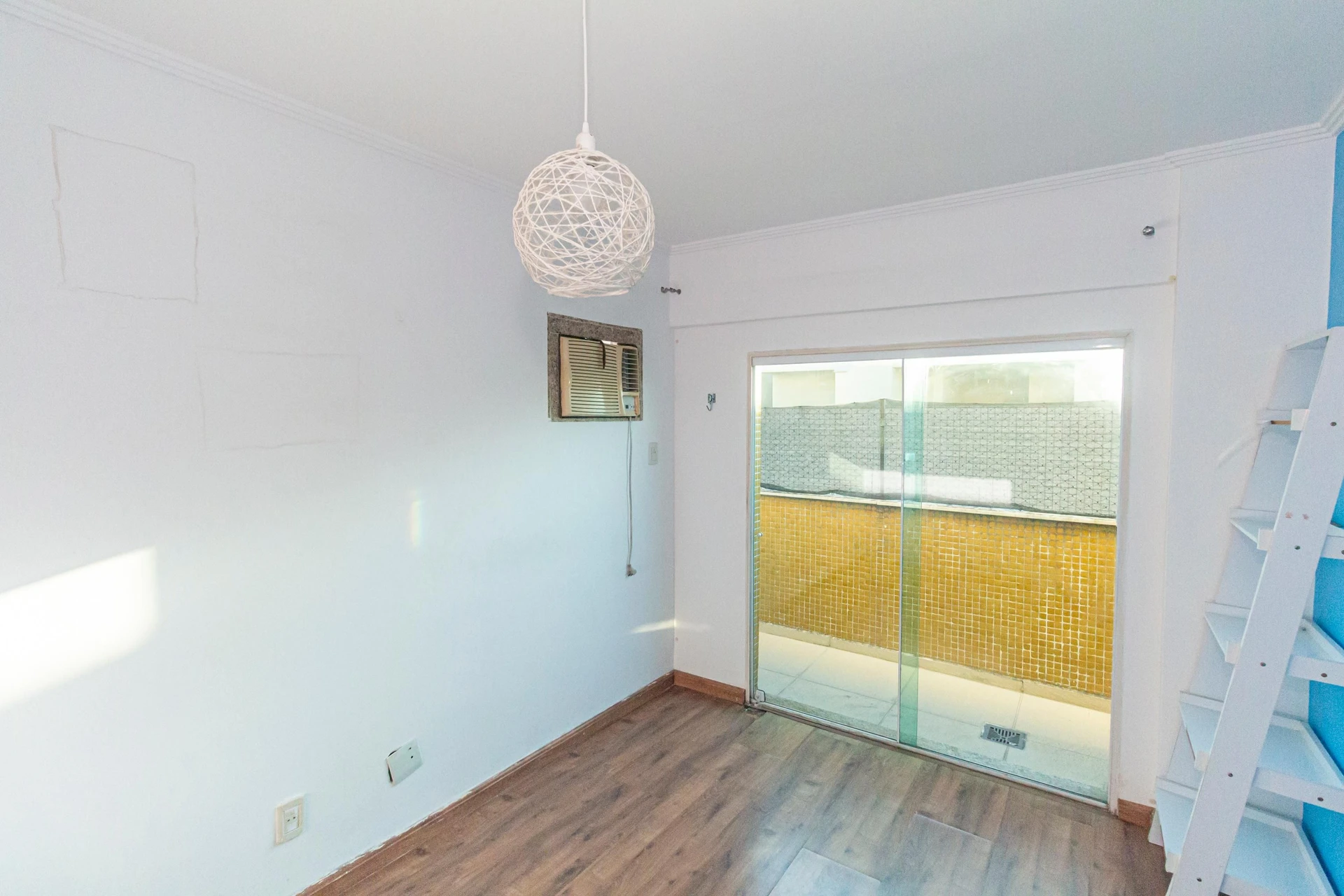 Apartamento mobiliado com 4 quartos e 3 banheiros — photo 41