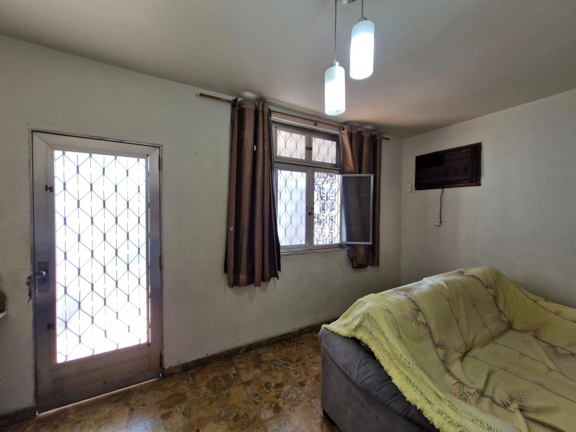 Furnished house with 3 bedrooms, balcony and private garden — photo 24