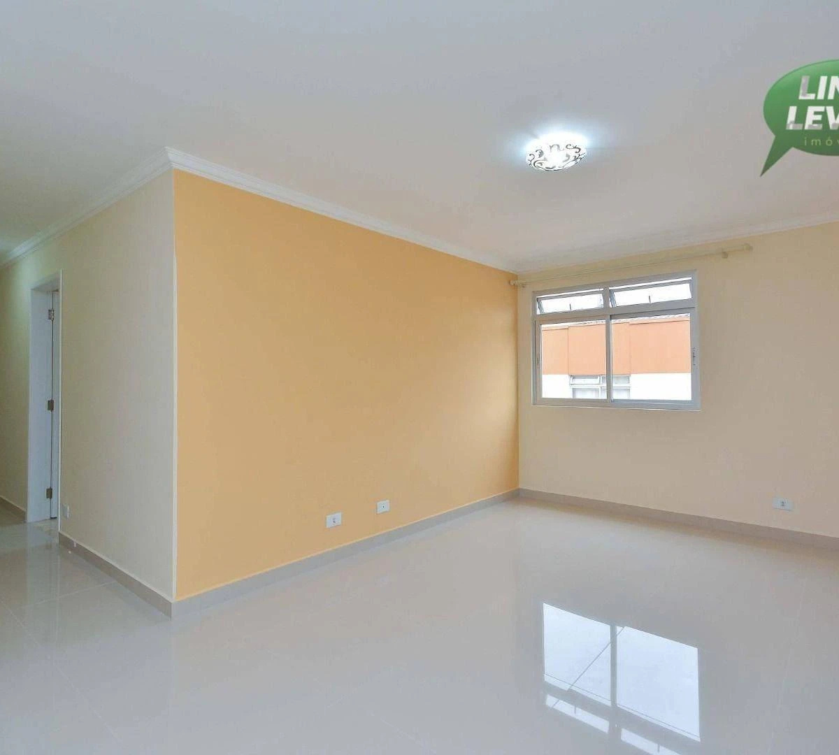 Apartamento de 3 quartos com máquina de lavar, Bacacheri — photo 23
