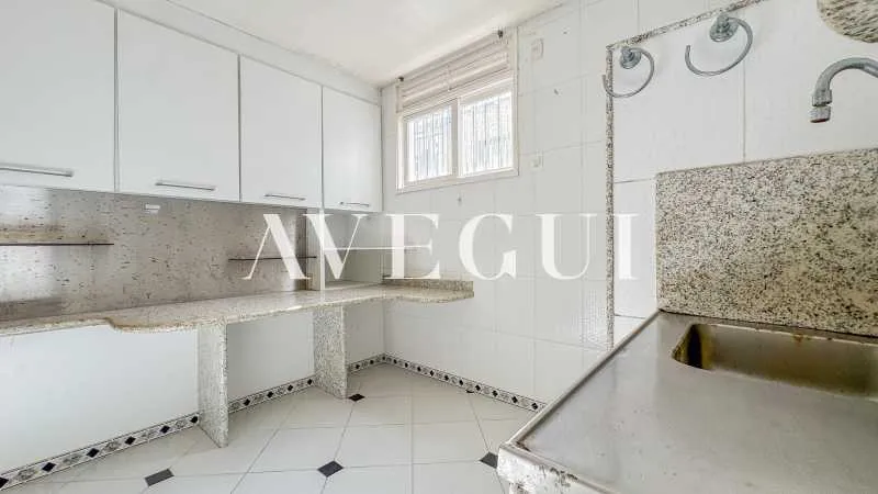 Casa sin amueblar con 4 dormitorios y 556 m² — photo 15