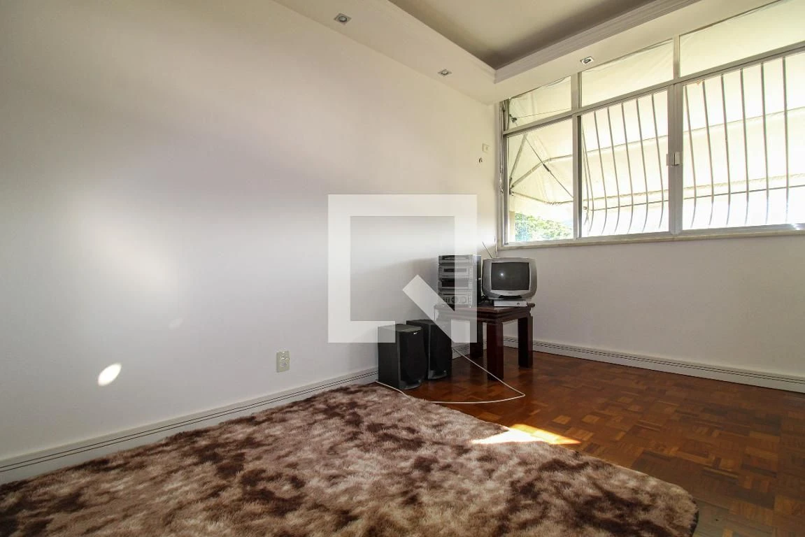 Furnished 2-bedroom apartment with 2 bathrooms — photo 29