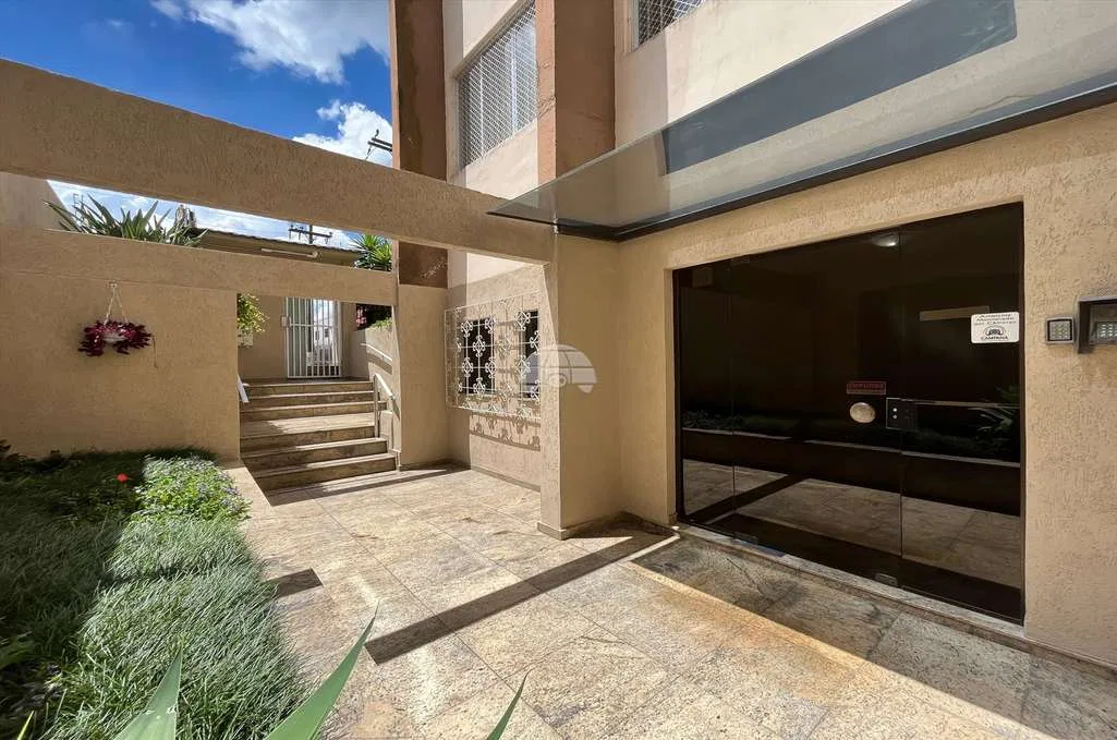 Apartamento com 3 quartos e 5 banheiros, 357 m² — photo 2