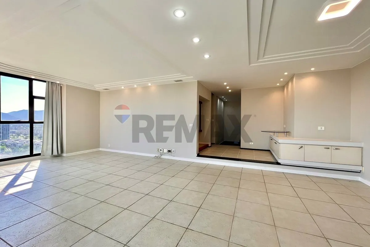 Duplex penthouse with 3 en-suite bedrooms and 200 m² — photo 36