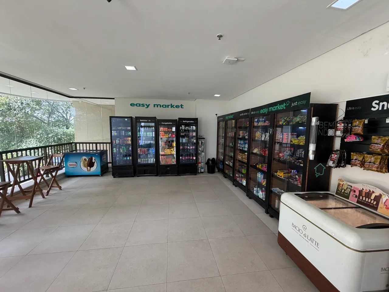 4-bedroom apartment with 125 m² and a balcony — photo 47