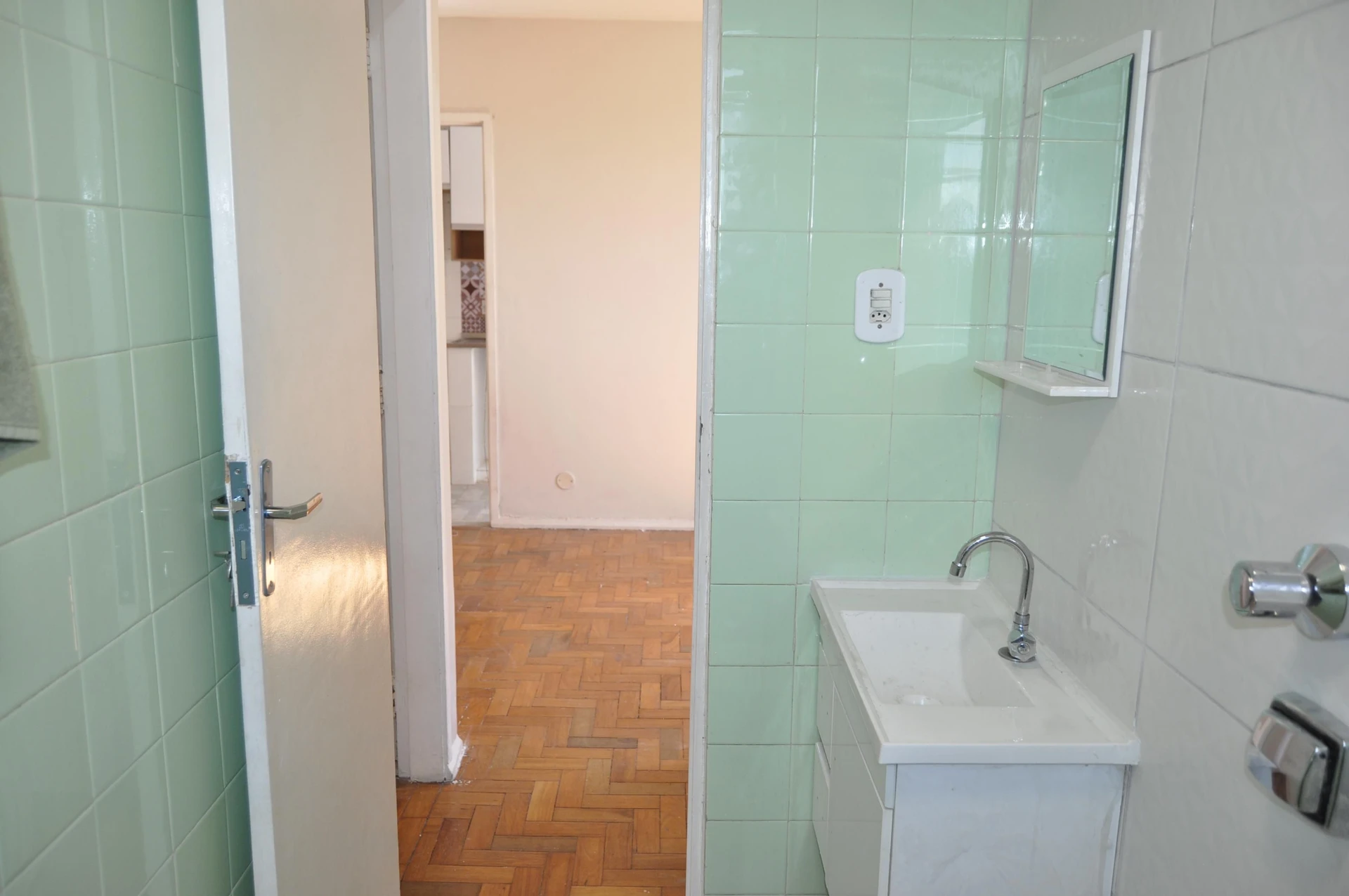 Квартира з 2 спальнями та видом на гори — photo 41