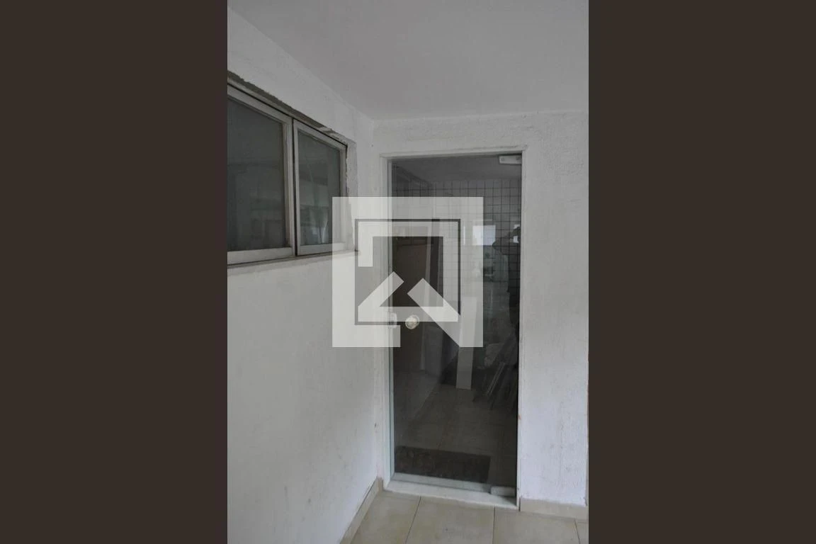 3-bedroom apartment with a bathtub — photo 24