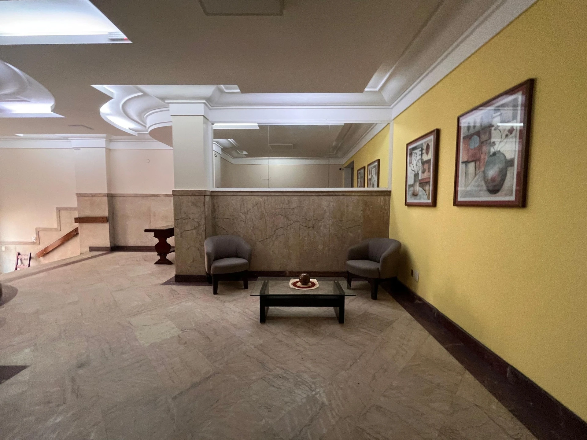 Apartamento sem mobília com 2 quartos e cozinha americana — photo 21