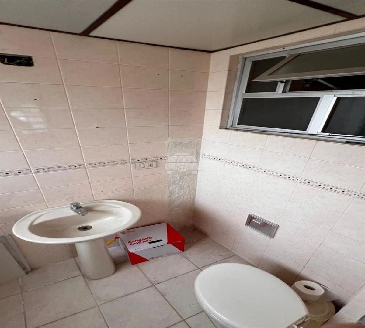 Пральна машина та 2 спальні: квартира 80 м² — photo 11