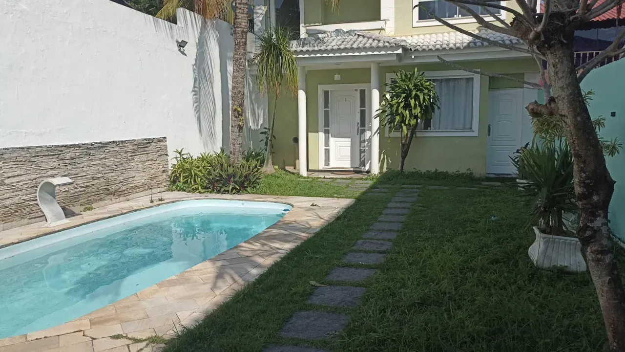 Casa com 4 quartos e 4 banheiros e cozinha a gás — photo 2