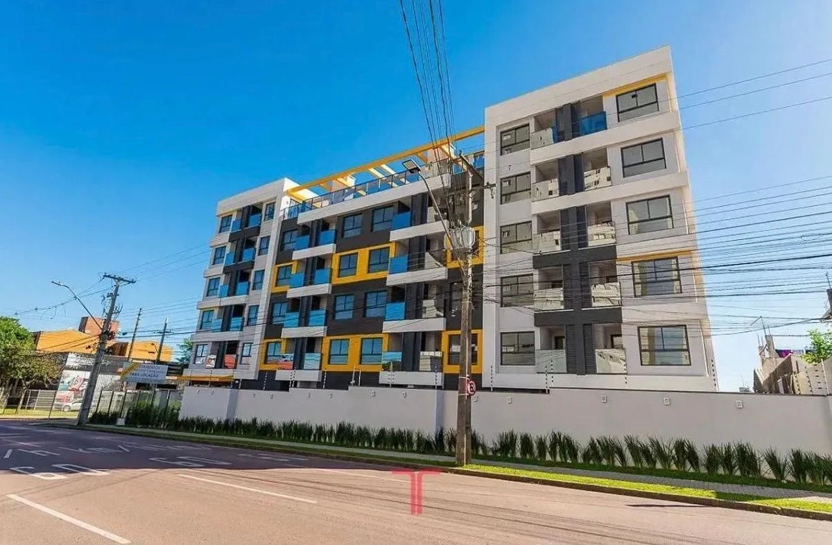 One-bedroom apartment in a building with a coworking space — photo 10