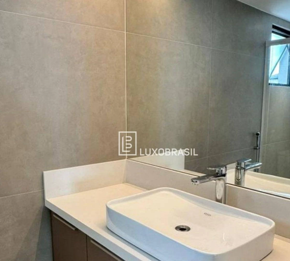 Casa mobiliada com 5 suítes e 300 m² com 2 vagas — photo 23