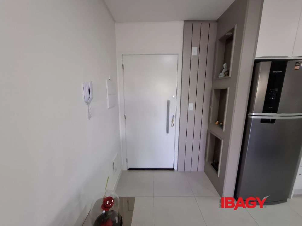 Меблированная квартира 121 м² с кухней открытого плана — photo 5