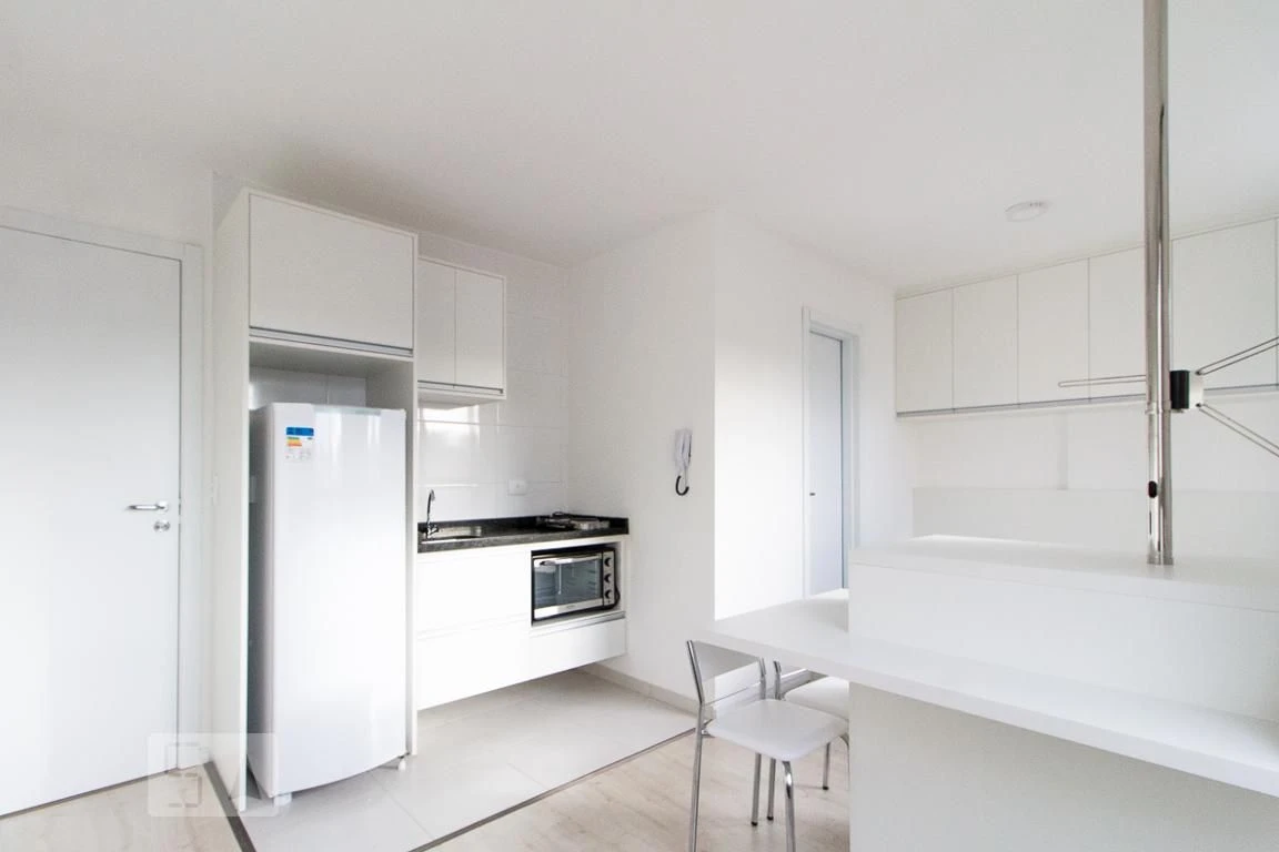 Furnished studio, 30 m², with a washing machine — photo 2