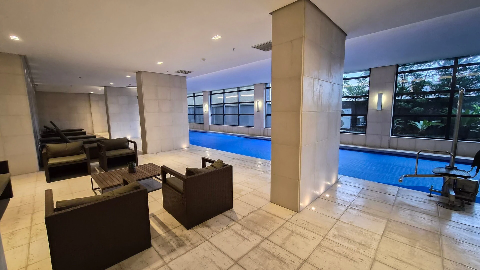 1 quarto e janelas do piso ao teto: apartamento de 35 m² — photo 5