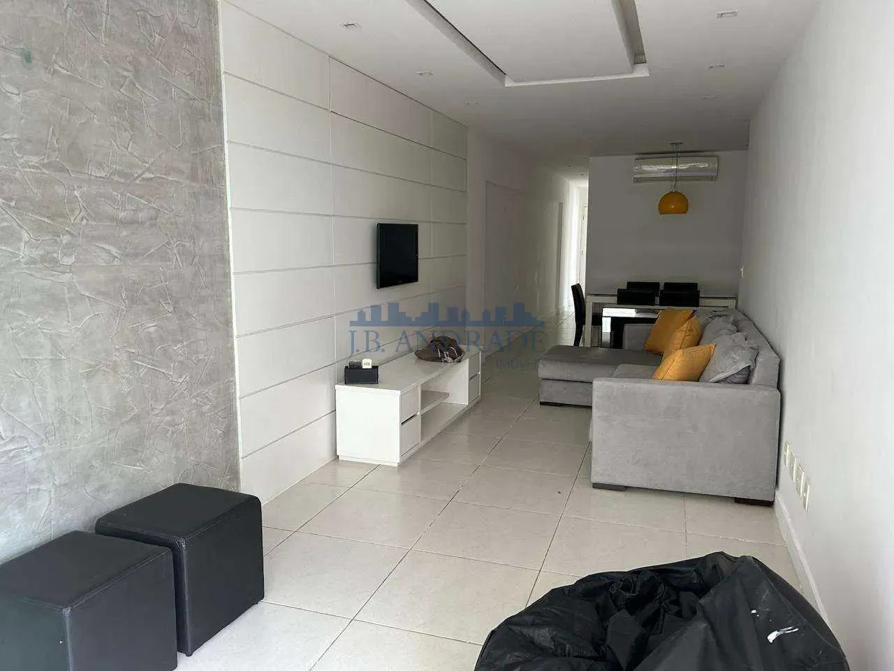 Apartamento mobiliado com 2 quartos e varanda — photo 6
