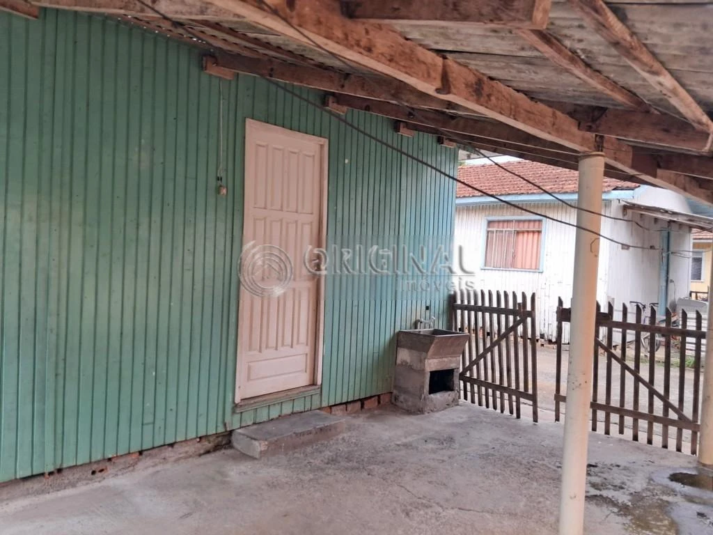 Будинок із 2 спальнями та дерев'яною підлогою або ламінатом — photo 17
