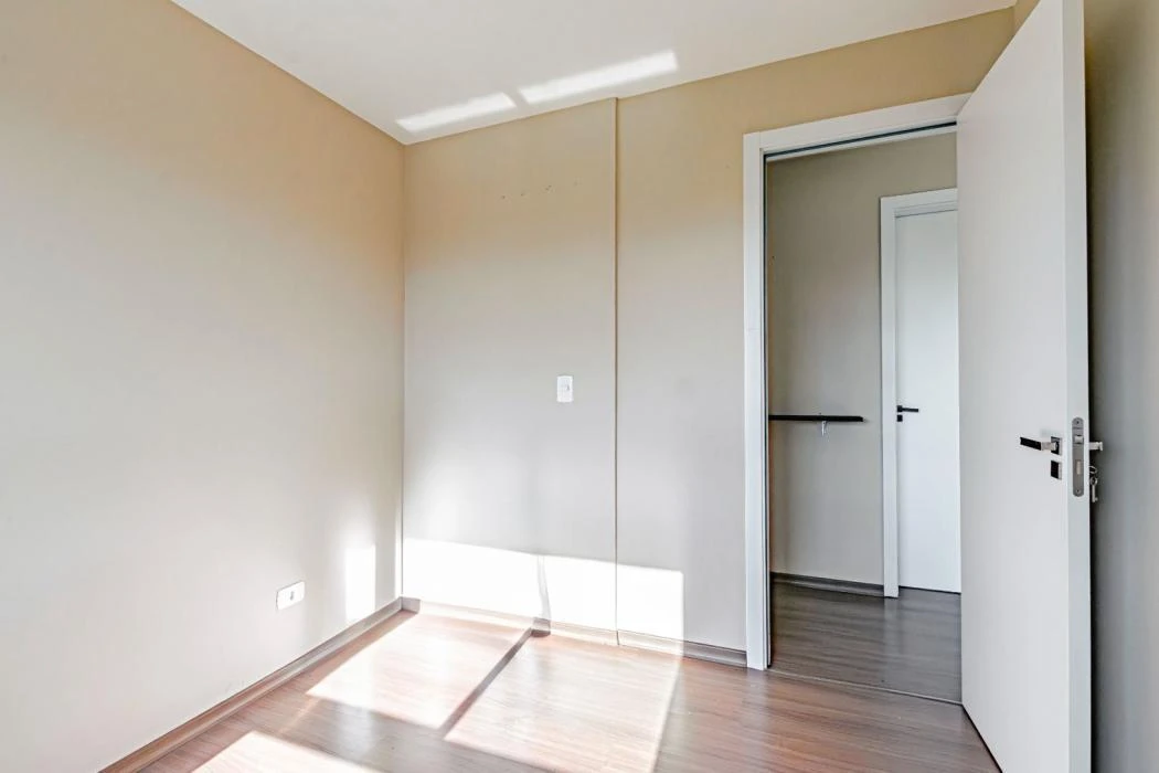 Пральна машина та 2 спальні: квартира 55 м² — photo 39