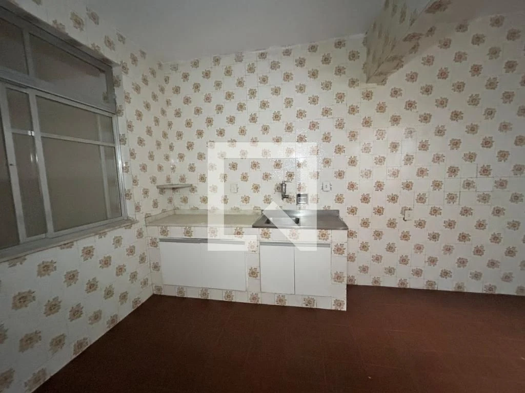 Casa sem mobília com 2 quartos e varanda — photo 2