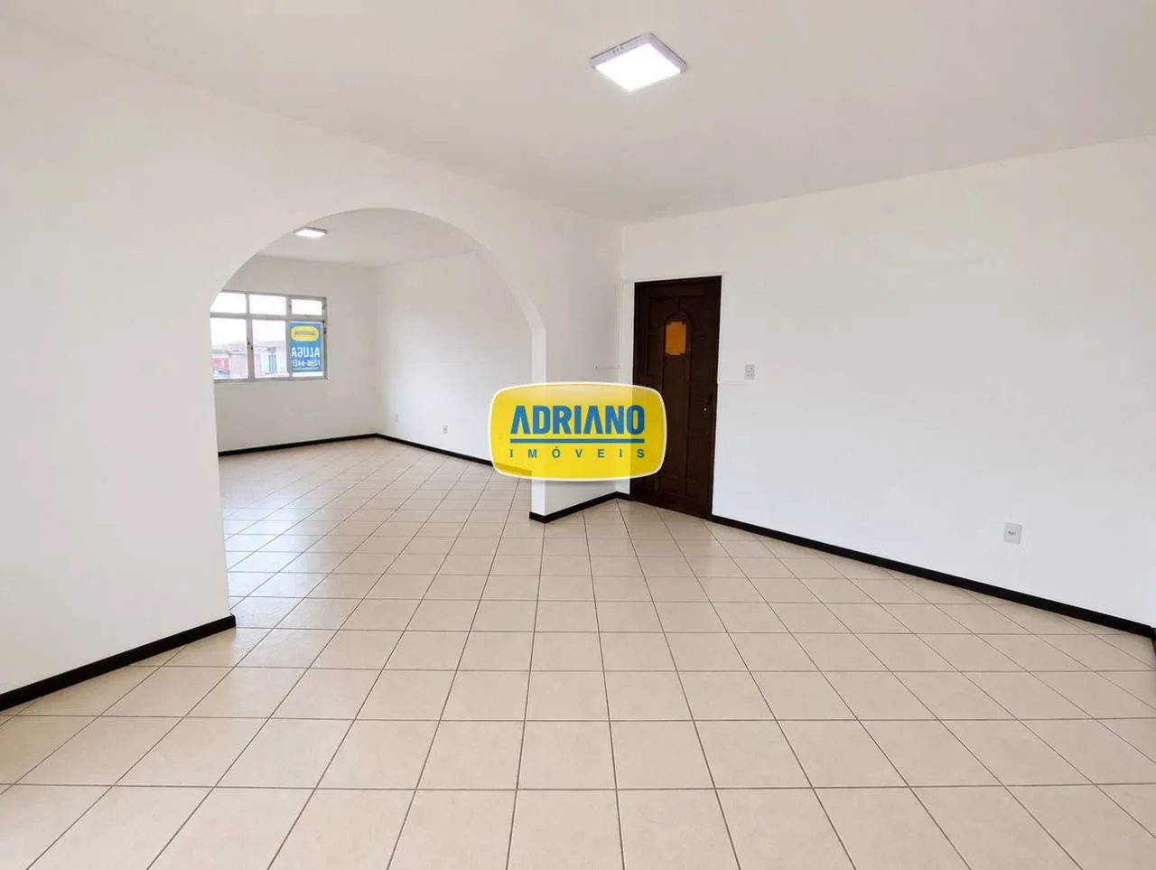 3-bedroom apartment, 1 with its own bathroom, 120 m² — photo 3