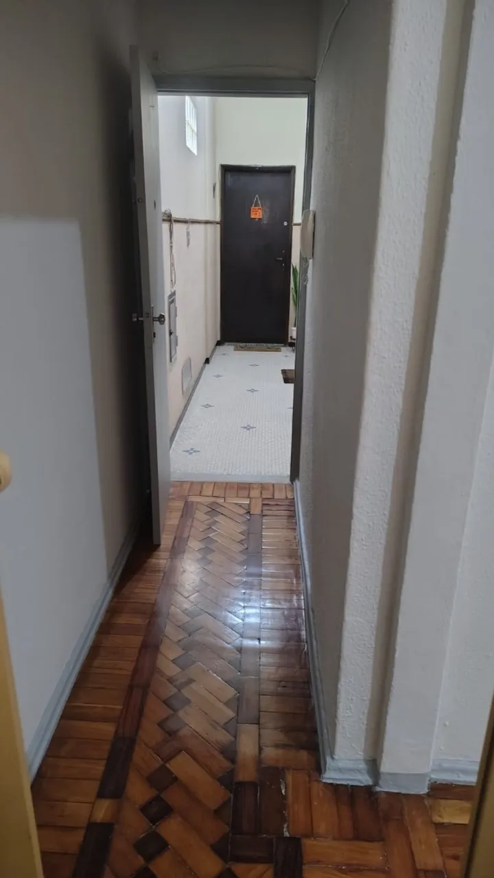Дерев'яна підлога або ламінат та 1 спальня: квартира 50 м² — photo 13