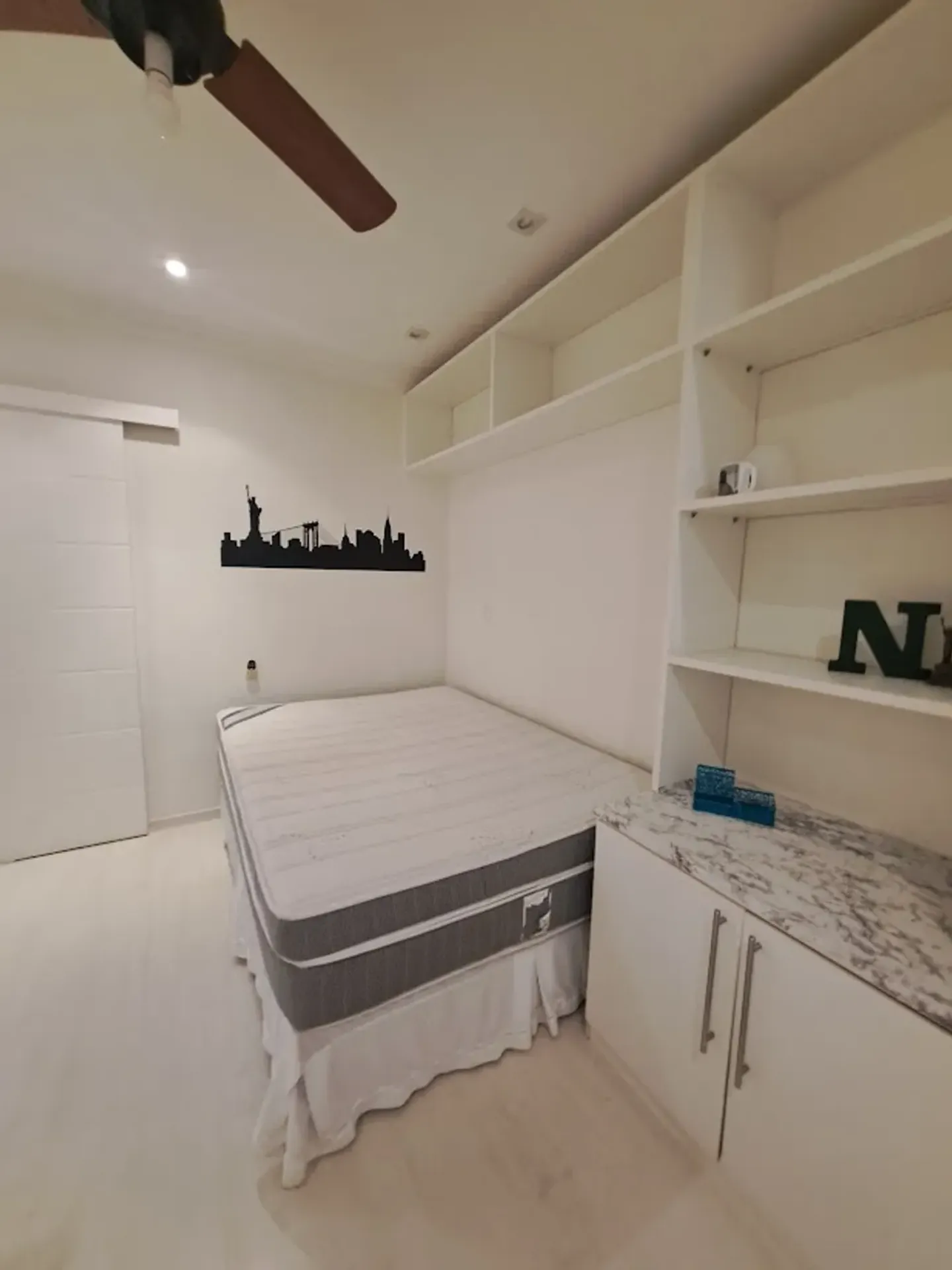 Casa mobiliada com 6 suítes e 8 banheiros — photo 2