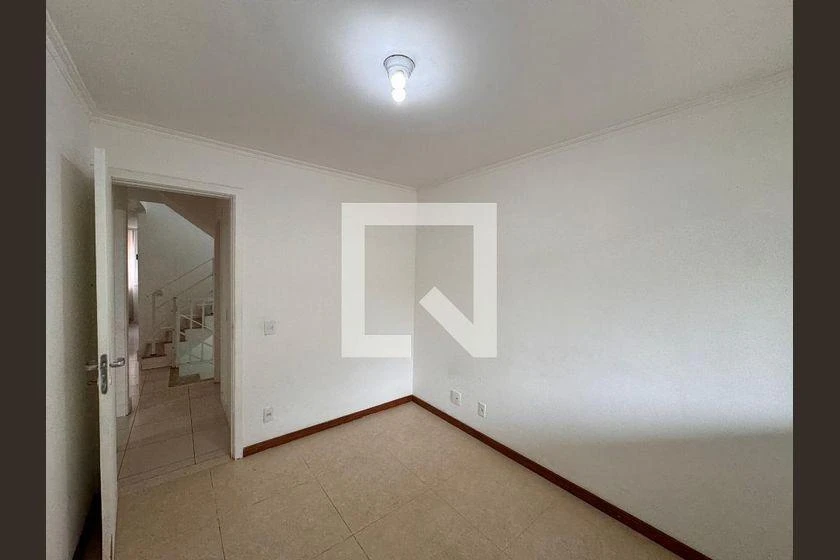 226 m² apartment with 4 bedrooms and a balcony grill — photo 42