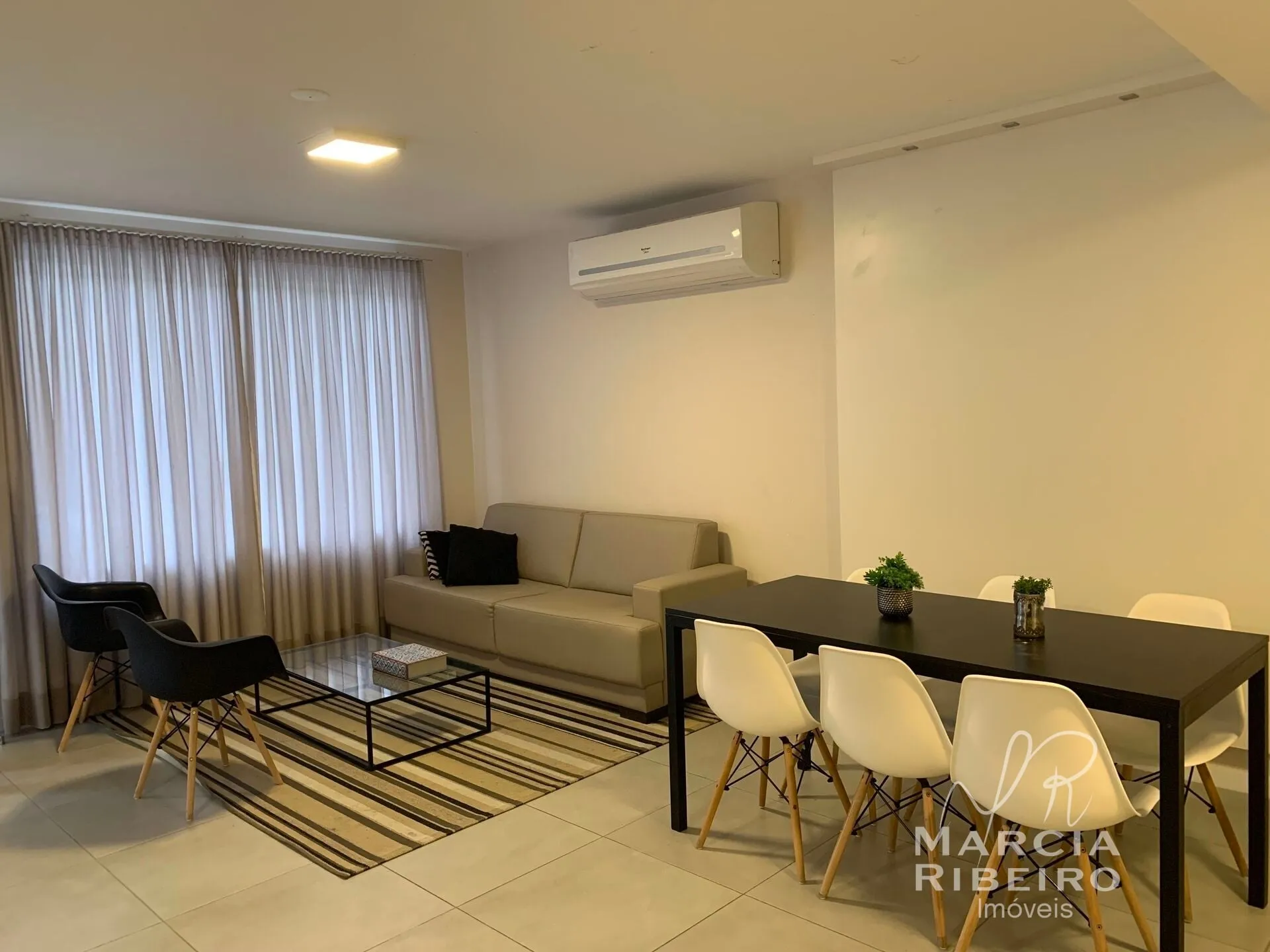Departamento con piso de madera o laminado en Florianópolis — photo 6